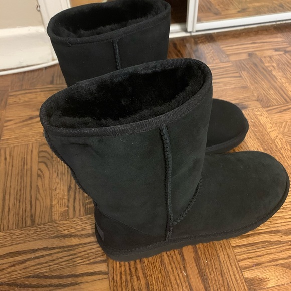 UGGS!!! - Picture 2 of 8